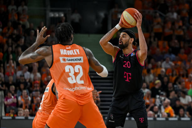 他迅速崛起 他迅速崛起